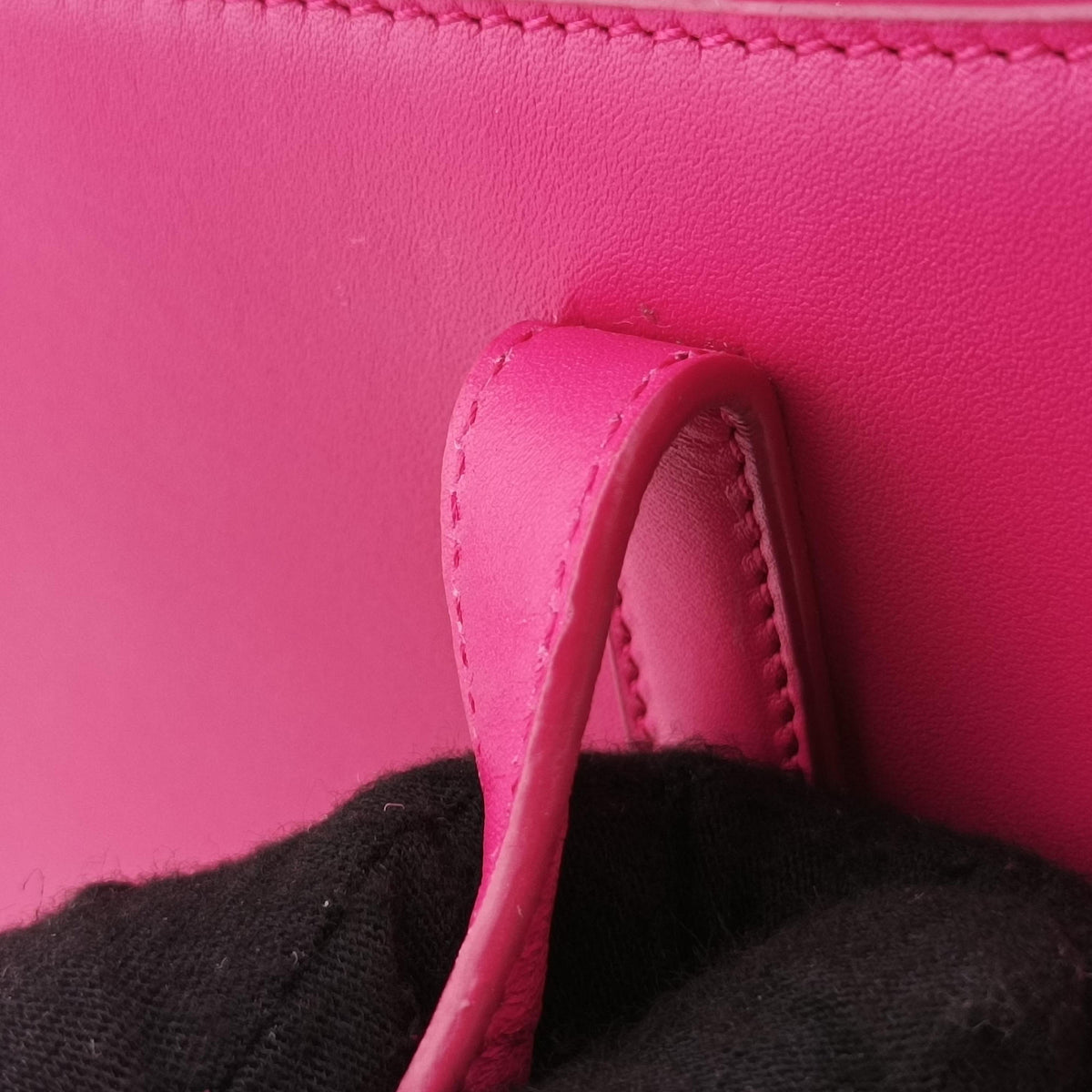 Secondhand Yves Saint Laurent LE 5 a 7Mini Hobo Rose Leather 657223 handbag | stylenewstar