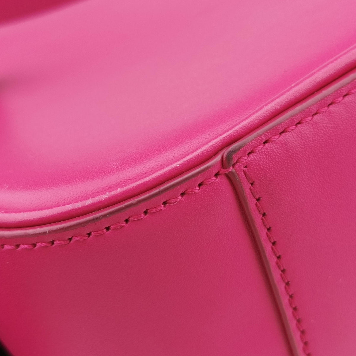 Secondhand Yves Saint Laurent LE 5 a 7Mini Hobo Rose Leather 657223 handbag | stylenewstar