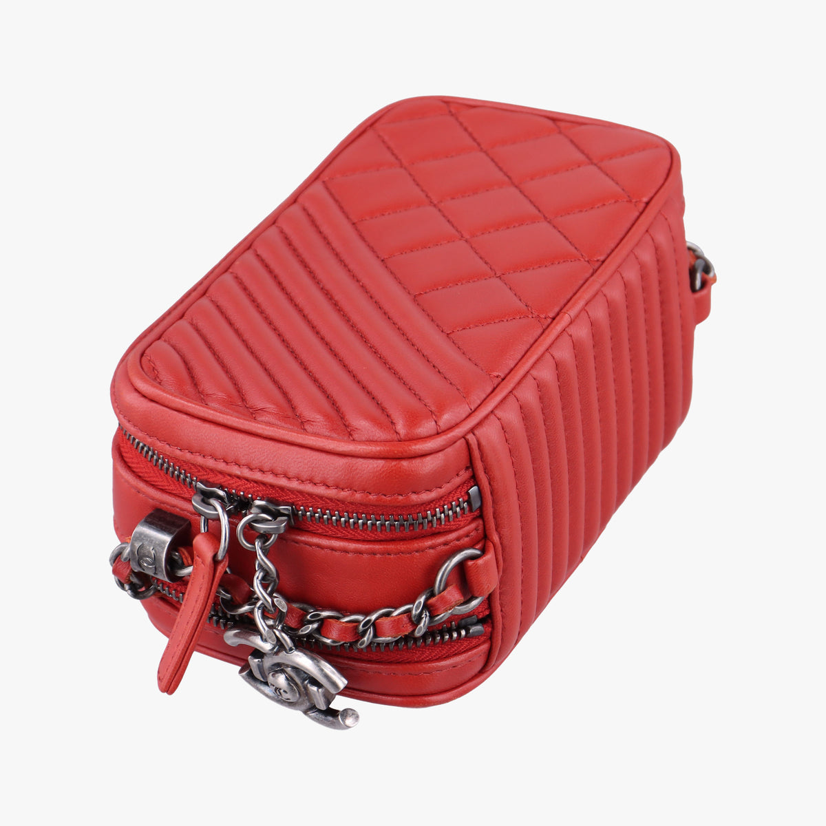 Vintage Chanel Coco Boy Camera Case Red lambskin A92654 shoulderbag | stylenewstar