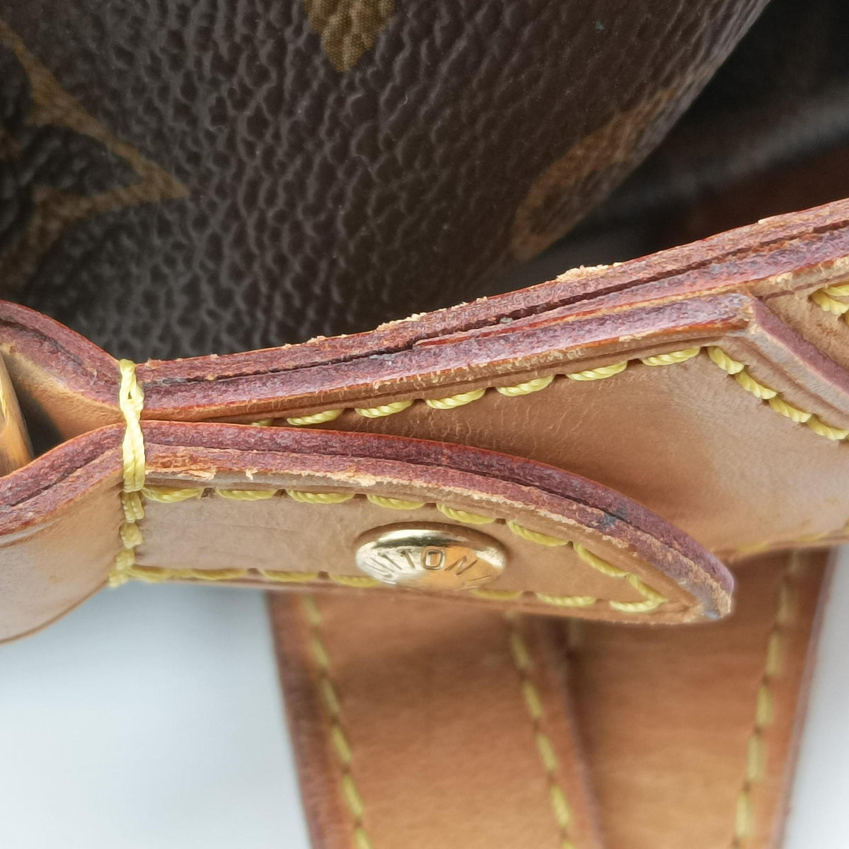 Secondhand Louis Vuitton STRESA PM brown Monogram Canvas M51186 shoulderbag | stylenewstar