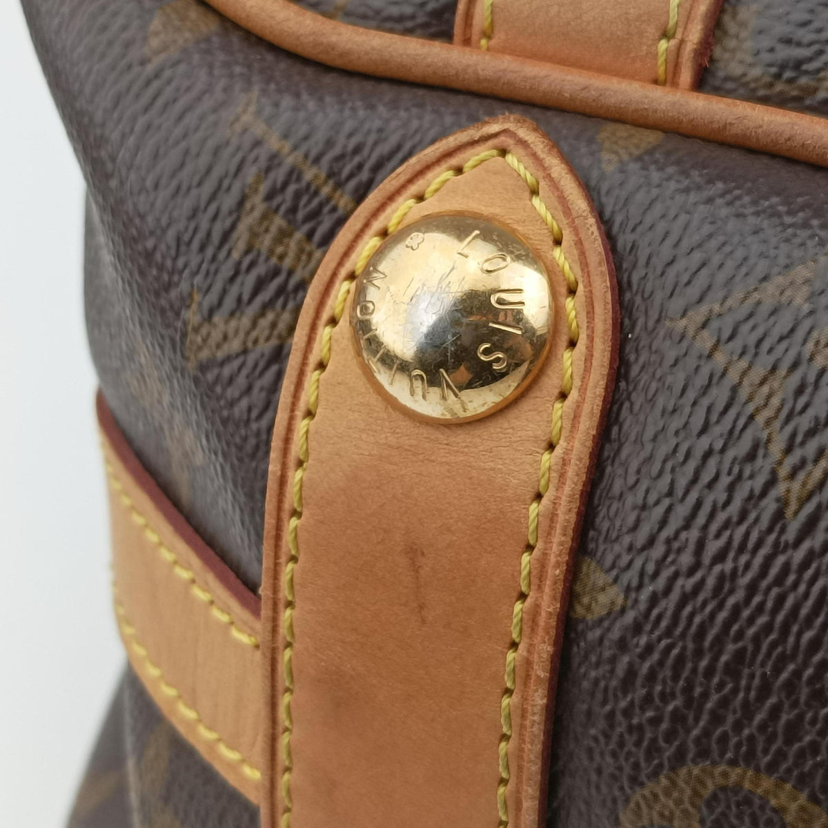 Secondhand Louis Vuitton STRESA PM brown Monogram Canvas M51186 shoulderbag | stylenewstar