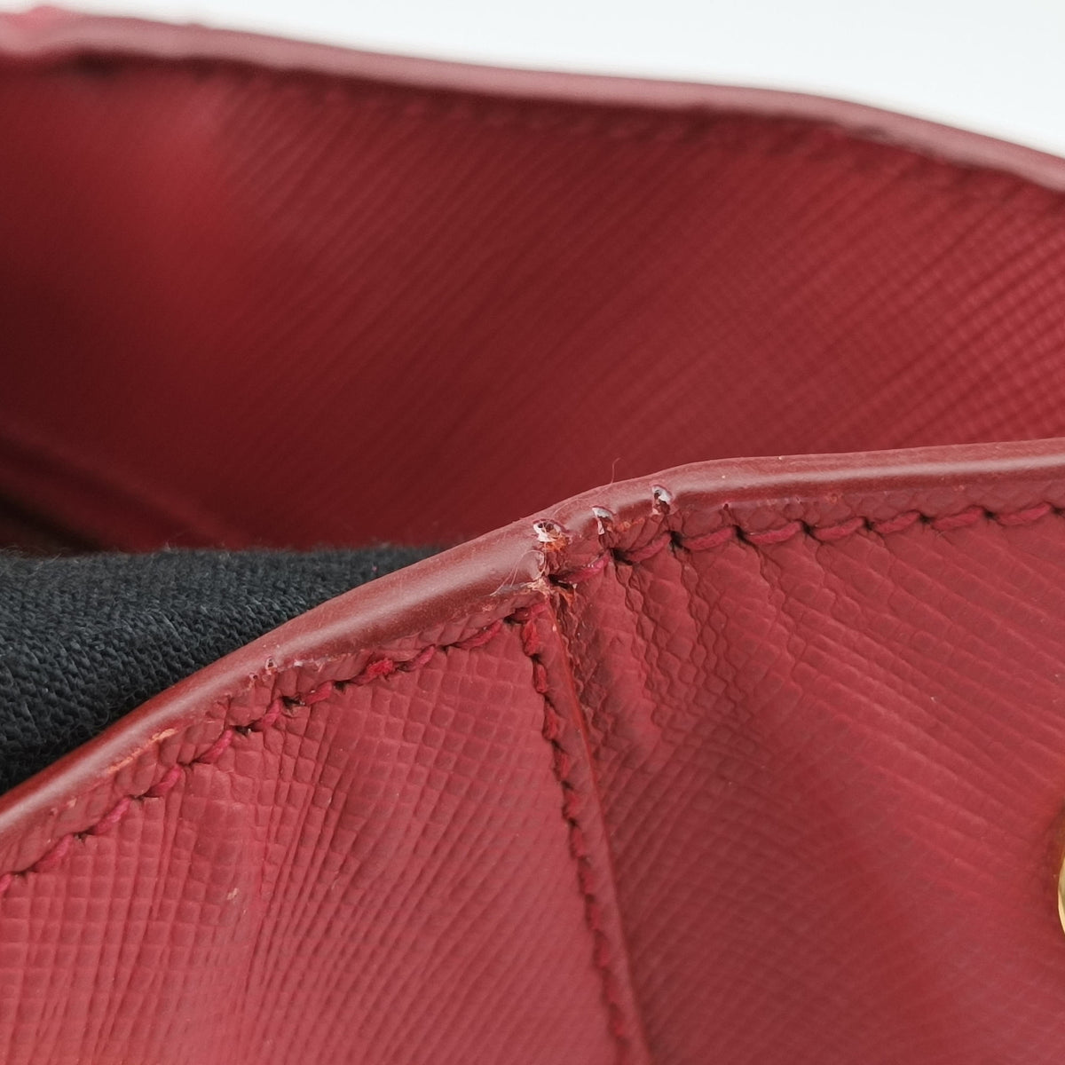 Pre-owned Prada Galleria Red SAFFIANO Leather BN1874 handbag | stylenewstar