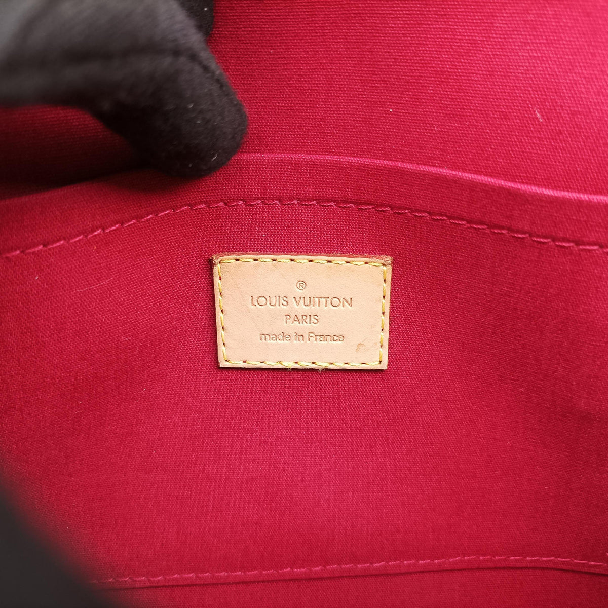 Vintage Louis Vuitton Bellflower PM Pomme d'Amour Vernis M91728 shoulderbag | stylenewstar