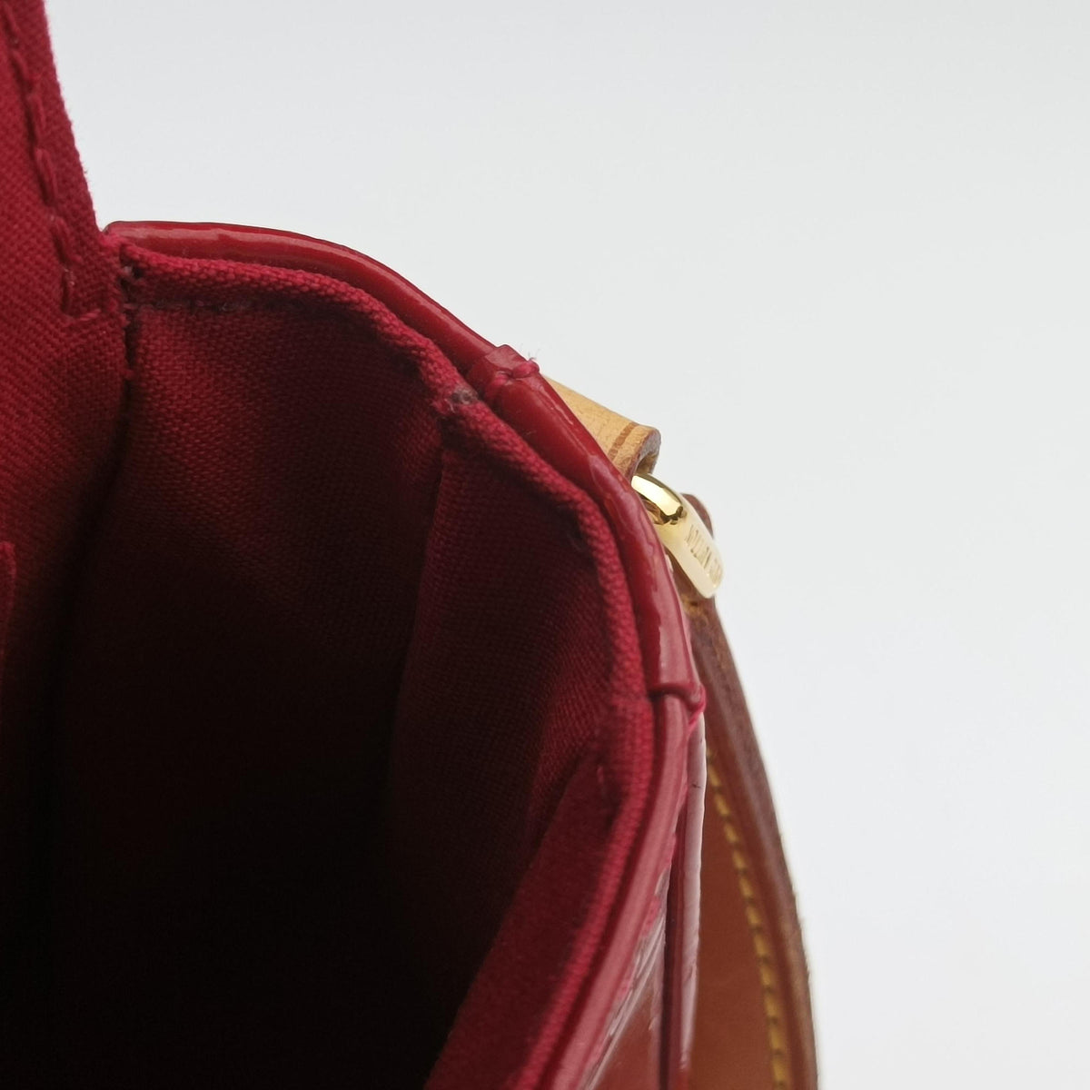Vintage Louis Vuitton Bellflower PM Pomme d'Amour Vernis M91728 shoulderbag | stylenewstar