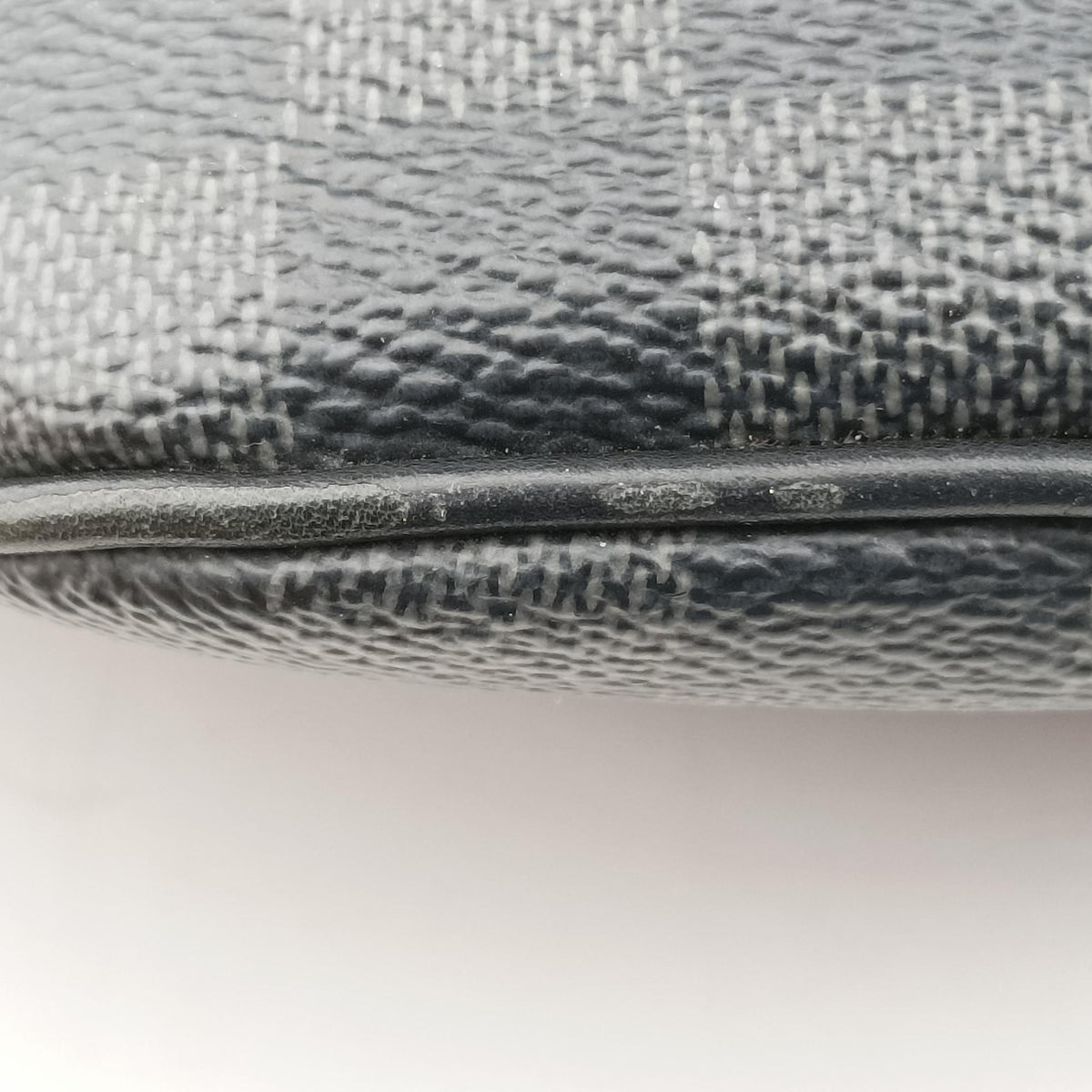 Secondhand Louis Vuitton Campus Noir Damier Graphite N40362 bum bag/waist bag | stylenewstar