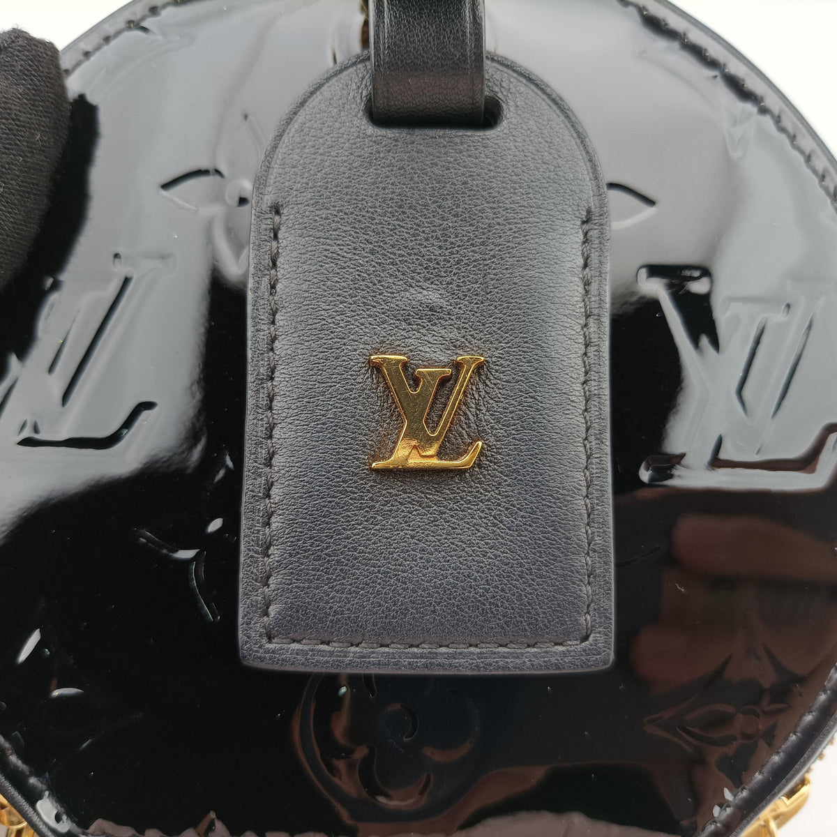 Pre-owned Louis Vuitton Mini Boite Chapeau Souple Noir Vernis M90469 shoulderbag | stylenewstar