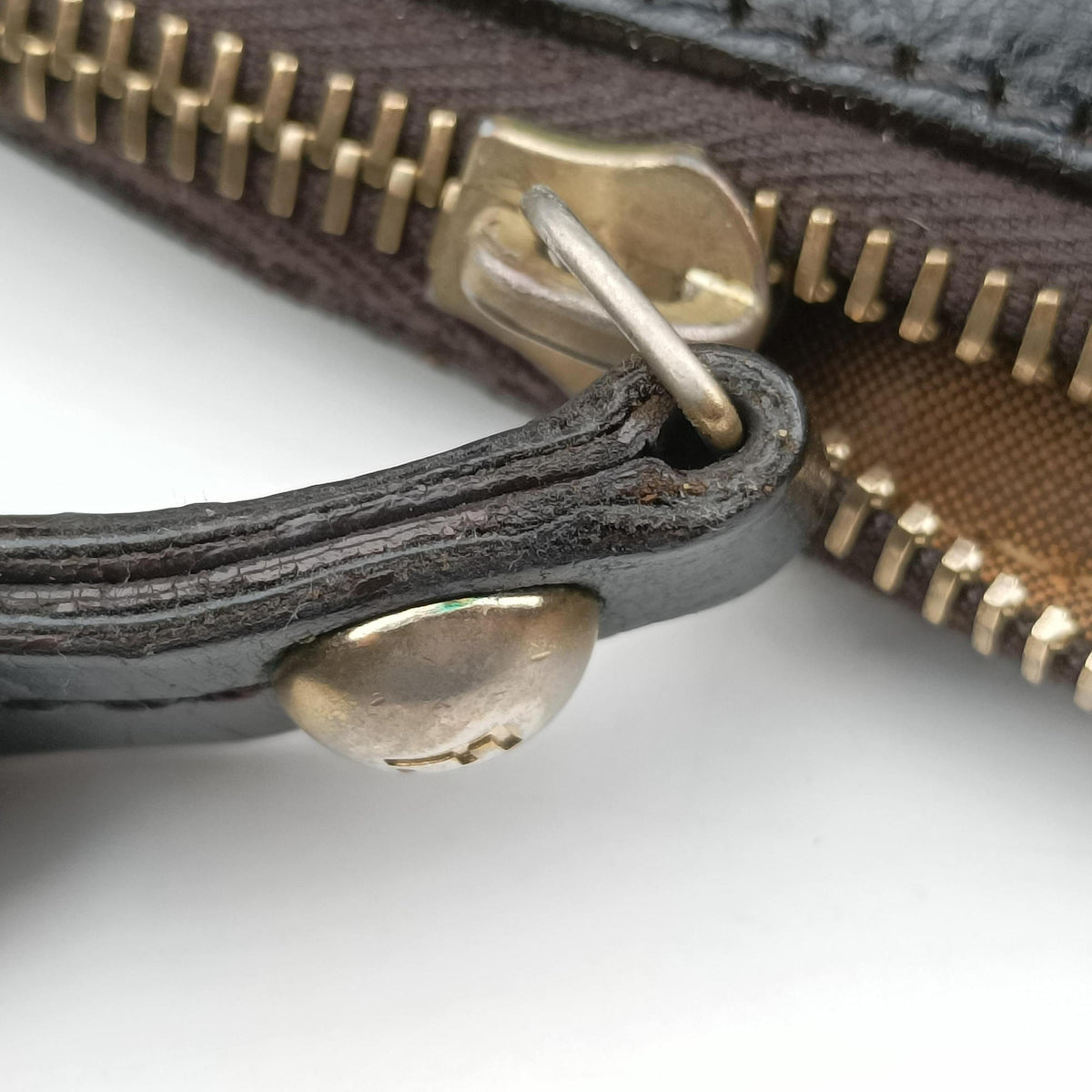 Pre-owned Fendi Zucca Brown canvas 8BT142 shoulderbag | stylenewstar