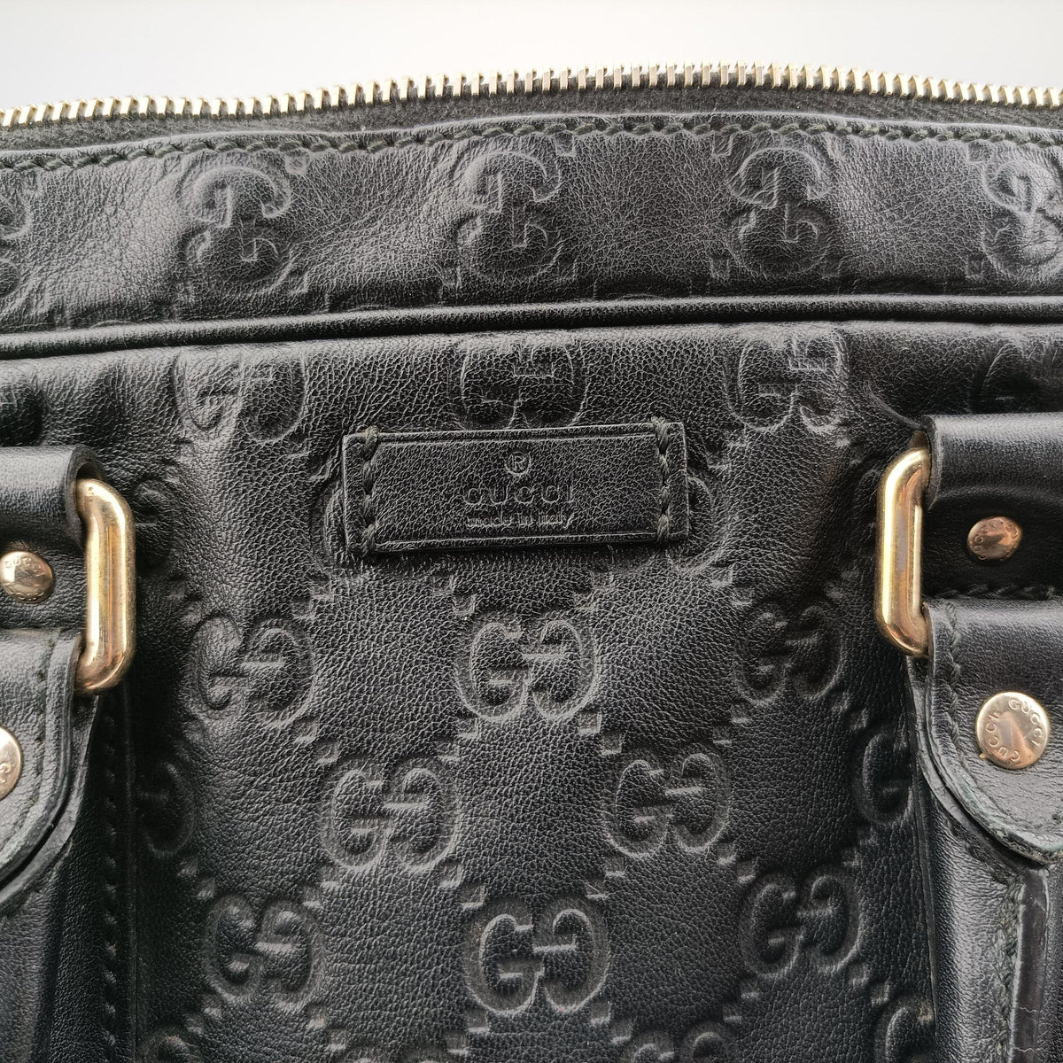 Vintage Gucci Guccissima Black Leather 208463 handbag | stylenewstar