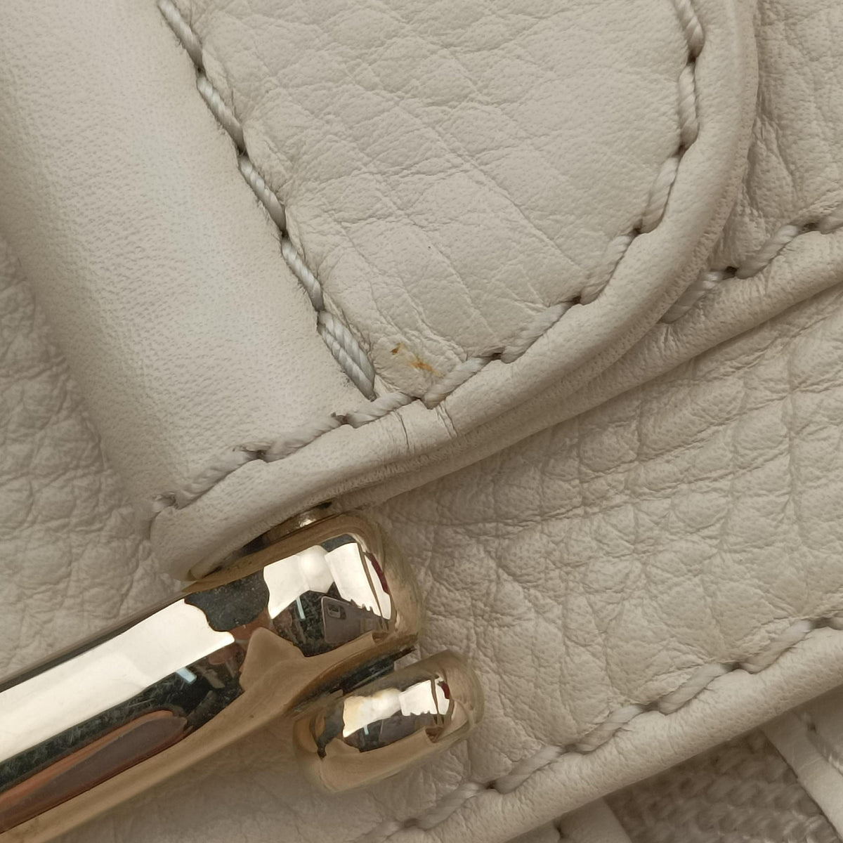 Pre-owned Gucci Greenwich Medium White Leather 268747 handbag | stylenewstar
