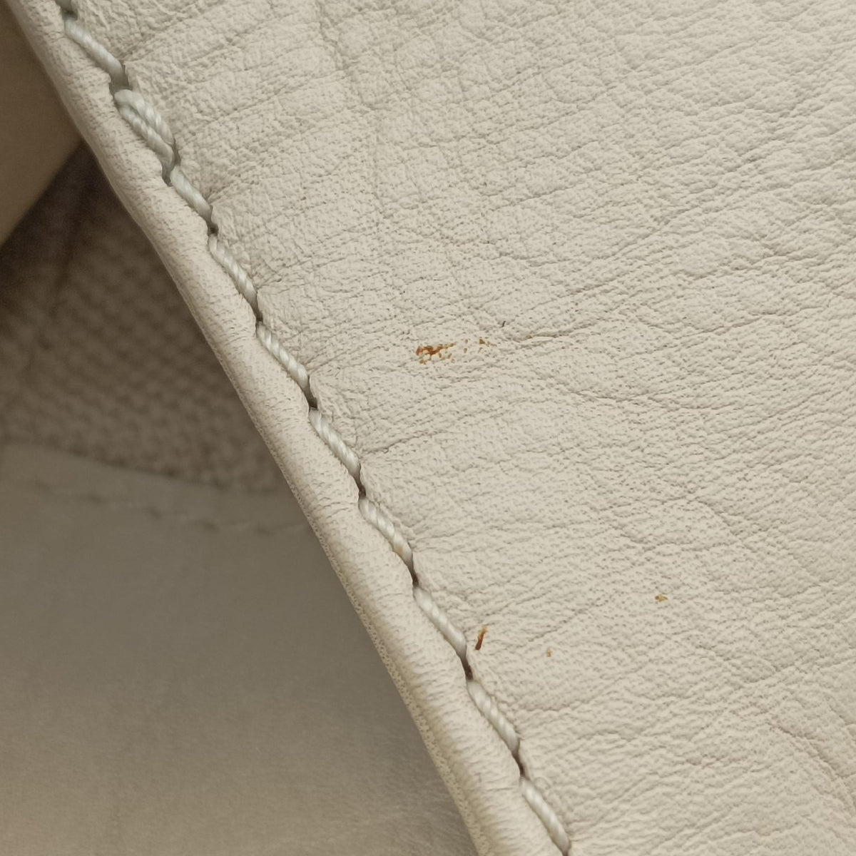 Pre-owned Gucci Greenwich Medium White Leather 268747 handbag | stylenewstar