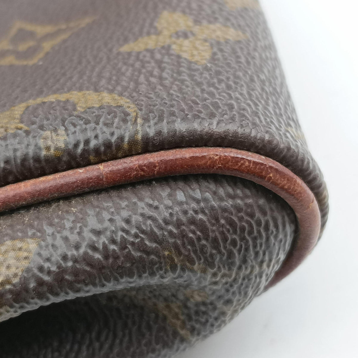 Secondhand Louis Vuitton EVA brown Monogram Canvas M95567 shoulderbag | stylenewstar