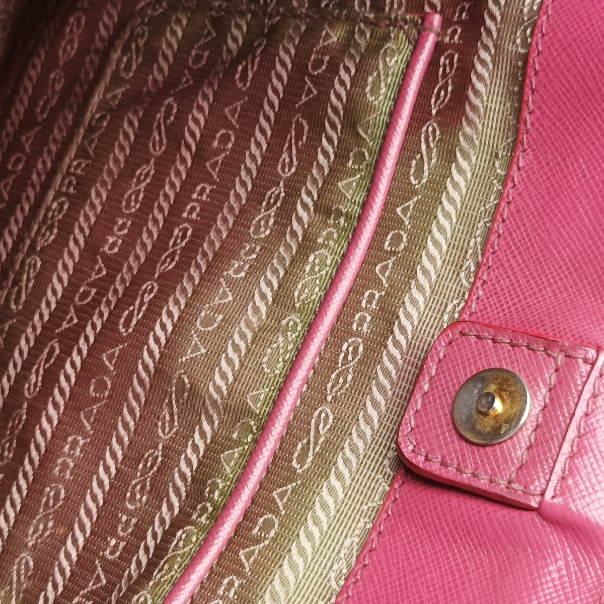 Pre-owned Prada Galleria Pink SAFFIANO Leather BN1786 shoulderbag | stylenewstar