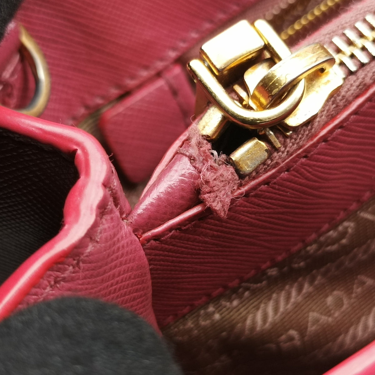 Pre-owned Prada Galleria Pink SAFFIANO Leather BN1786 shoulderbag | stylenewstar
