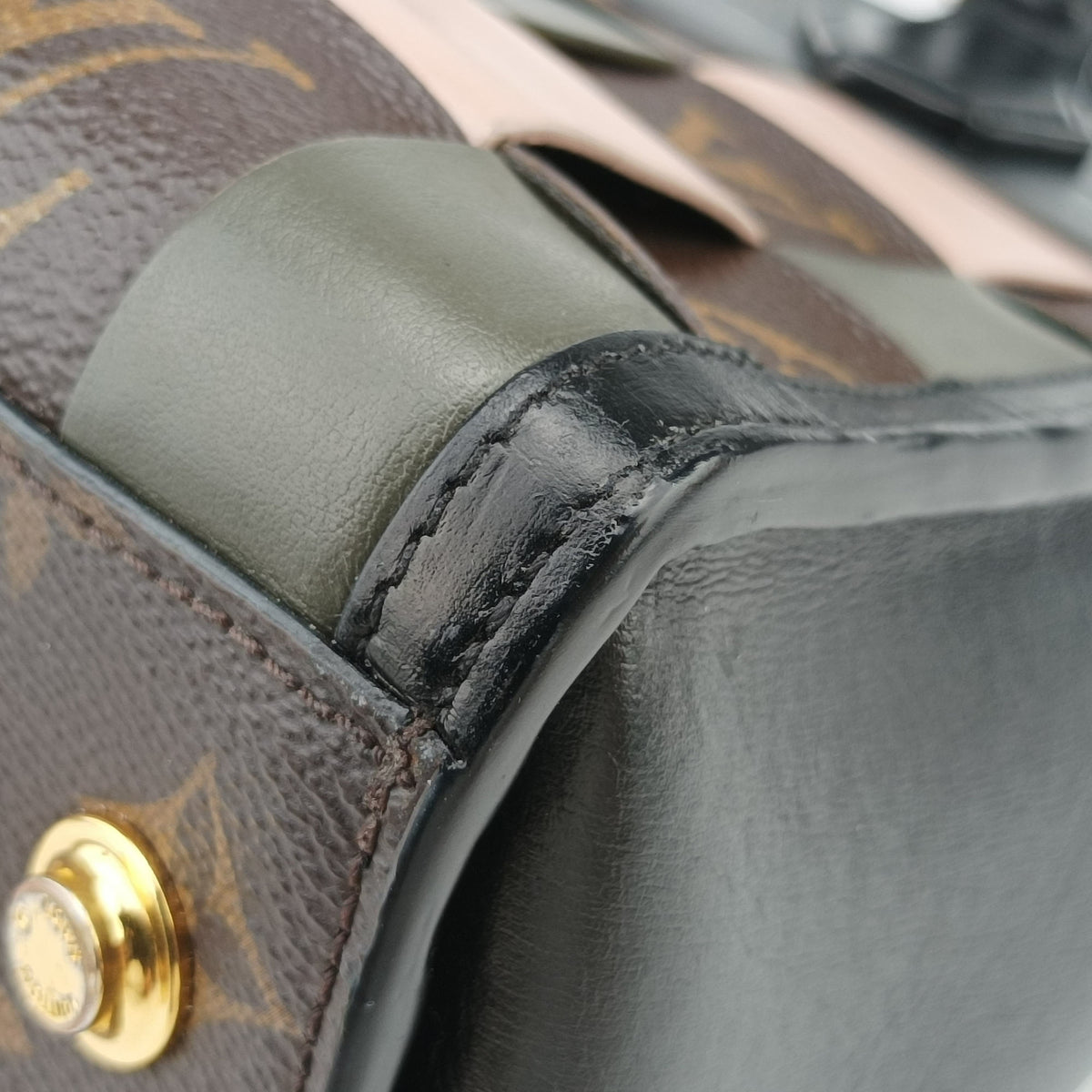 Pre-owned Louis Vuitton City Steamer Pink x Black Leather M57222 handbag | stylenewstar
