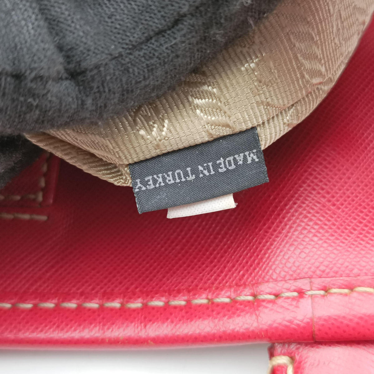 Vintage Prada logo jacquard khaki×red Canvas × SAFFIANO Leather  shoulderbag | stylenewstar