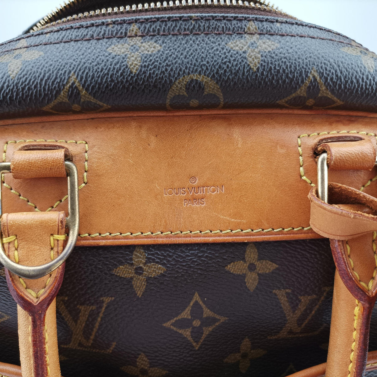 Pre-owned Louis Vuitton DEAUVILLE brown Monogram Canvas M47270 handbag | stylenewstar