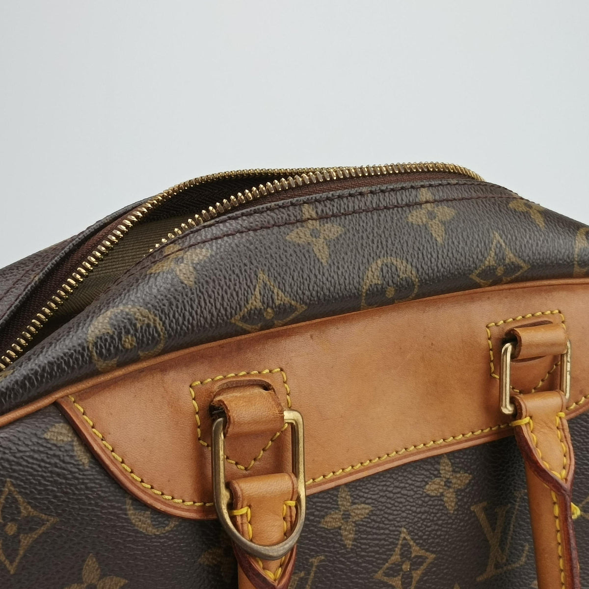 Pre-owned Louis Vuitton DEAUVILLE brown Monogram Canvas M47270 handbag | stylenewstar
