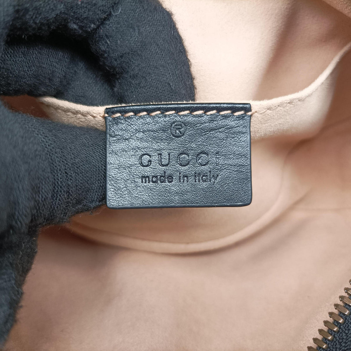 Vintage Gucci GG Marmont Black Leather 476434 bum bag/waist bag | stylenewstar