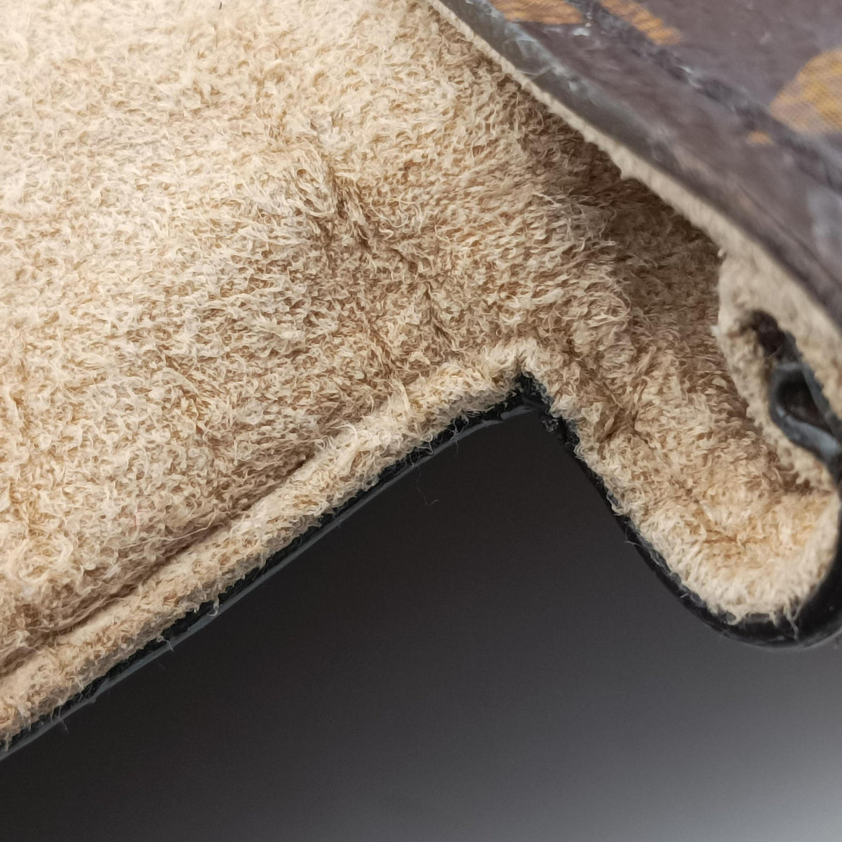 Vintage Louis Vuitton MARIGNAN brown×Rose Poodle Monogram Canvas×calf leather M43960 shoulderbag | stylenewstar