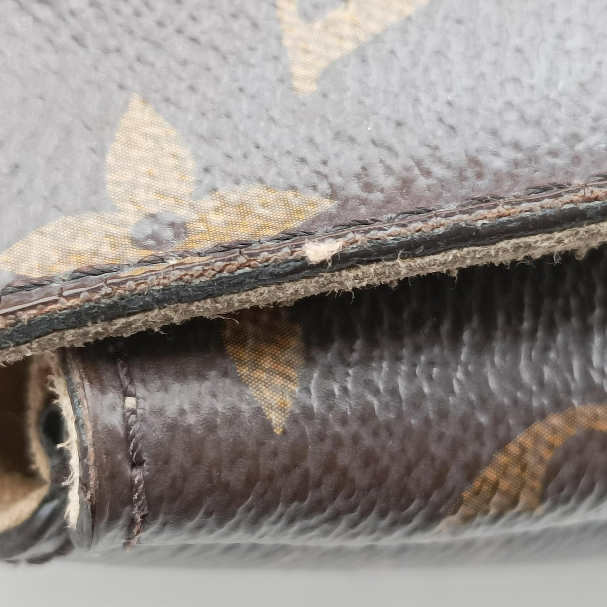 Vintage Louis Vuitton MARIGNAN brown×Rose Poodle Monogram Canvas×calf leather M43960 shoulderbag | stylenewstar