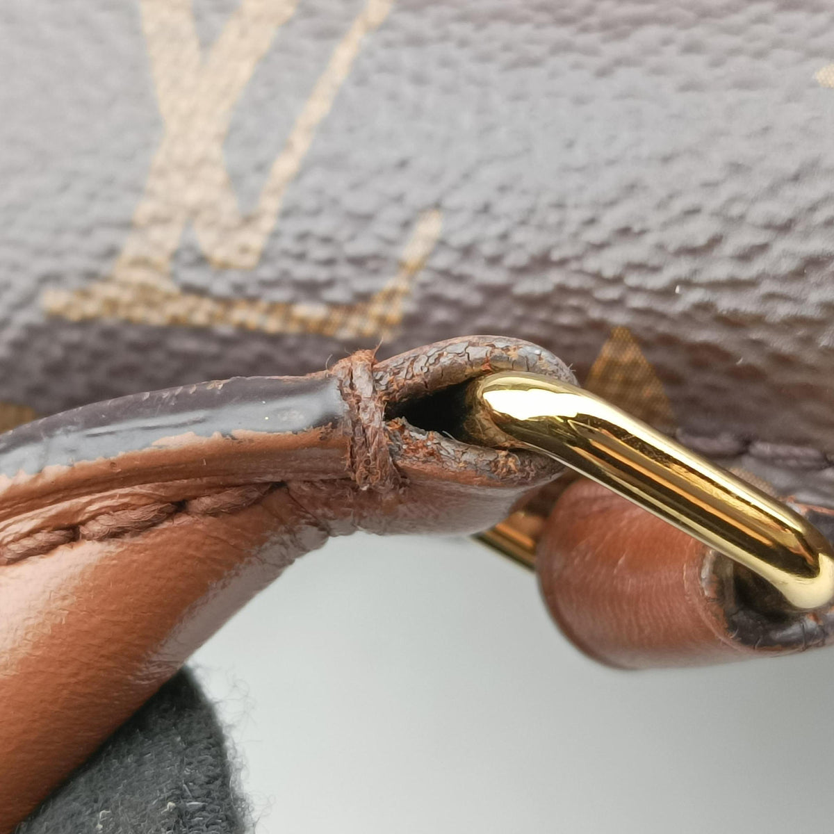 Vintage Louis Vuitton MARIGNAN brown×Rose Poodle Monogram Canvas×calf leather M43960 shoulderbag | stylenewstar