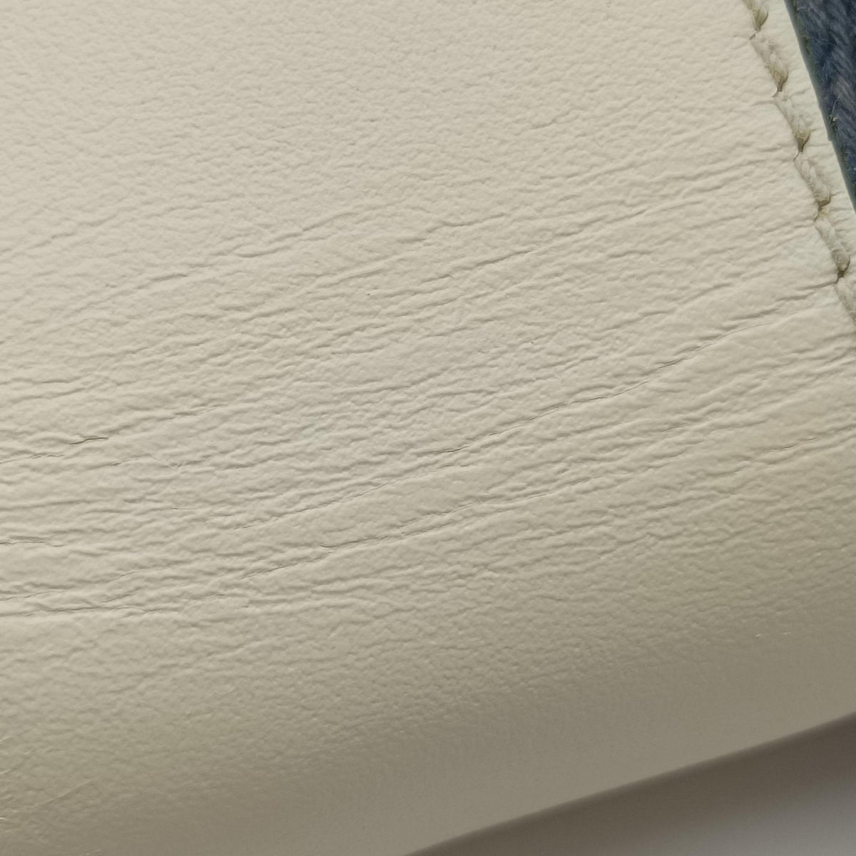 Secondhand Gucci Sylvie White Leather 494646 shoulderbag | stylenewstar
