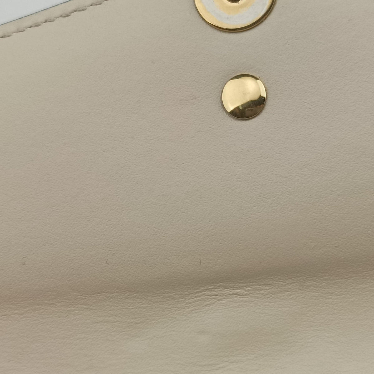 Secondhand Gucci Sylvie White Leather 494646 shoulderbag | stylenewstar