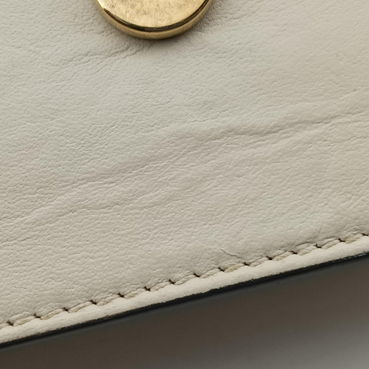 Secondhand Gucci Sylvie White Leather 494646 shoulderbag | stylenewstar