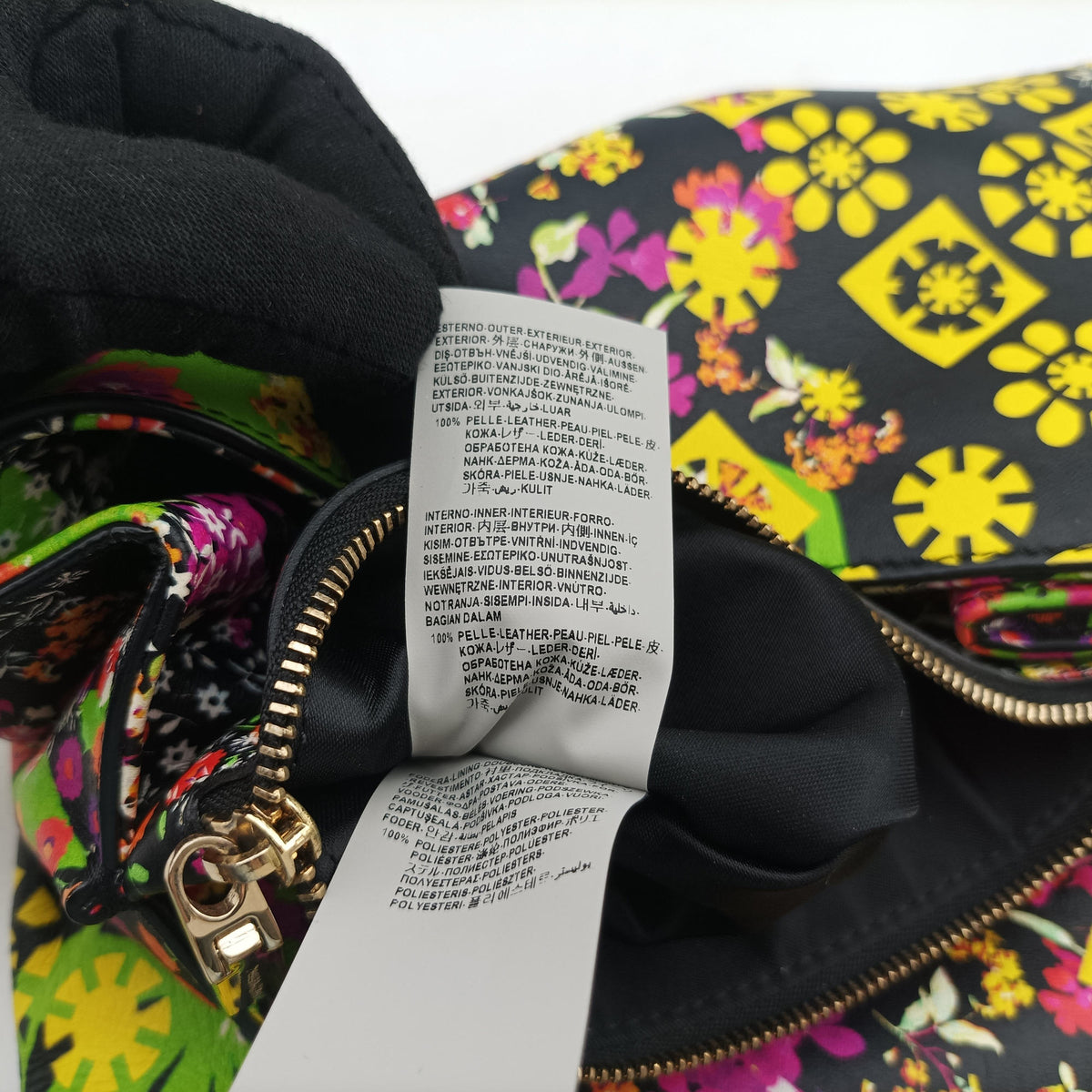 Pre-owned VERSACE MEDUSA Multicolour Leather  shoulderbag | stylenewstar