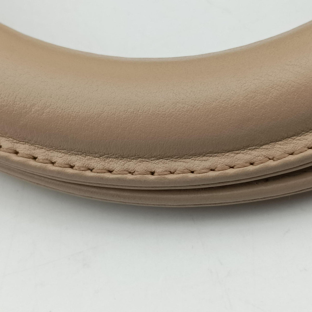 Secondhand Christian Dior Diorissimo Beige Leather  shoulderbag | stylenewstar