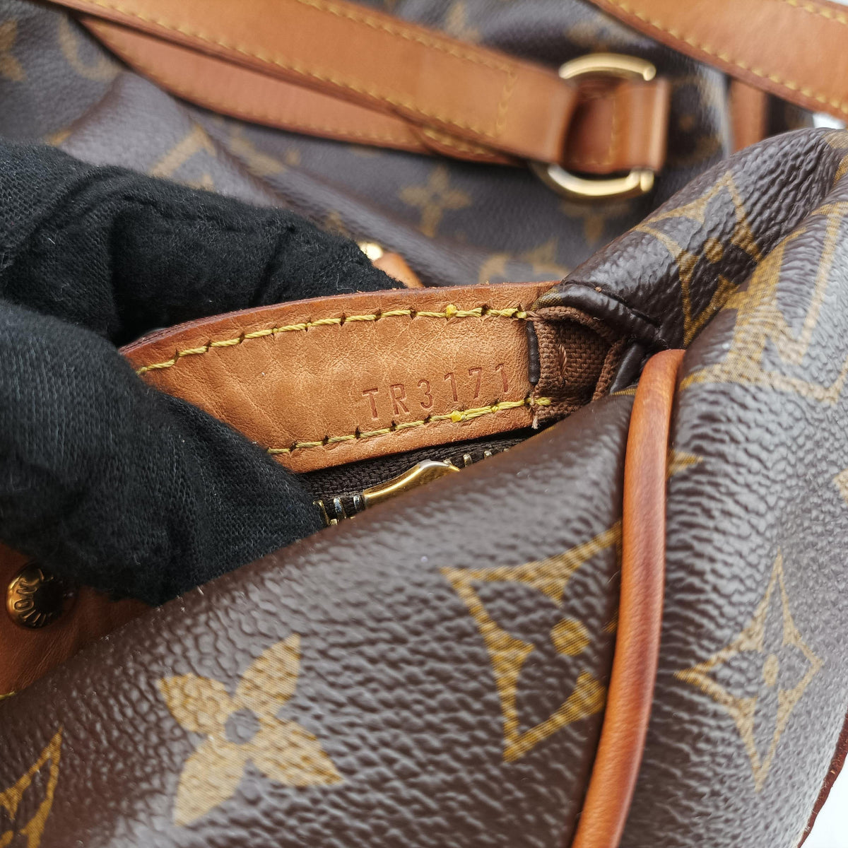 Pre-owned Louis Vuitton STRESA PM brown Monogram Canvas M51186 shoulderbag | stylenewstar