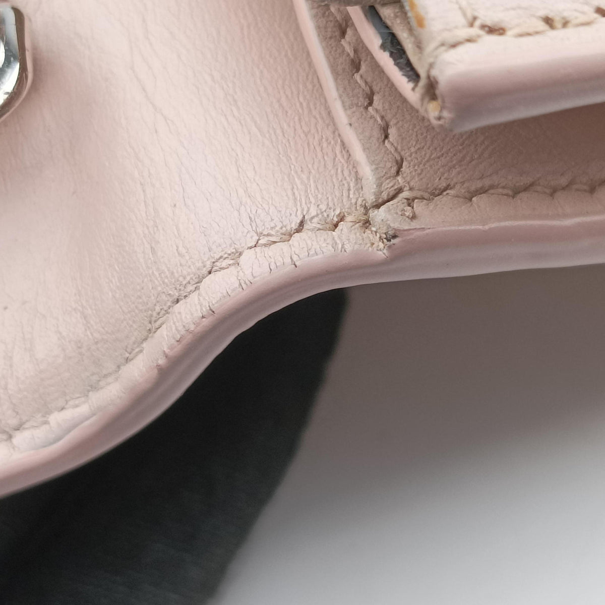 Vintage Yves Saint Laurent KATE Pink Leather 452159 shoulderbag | stylenewstar