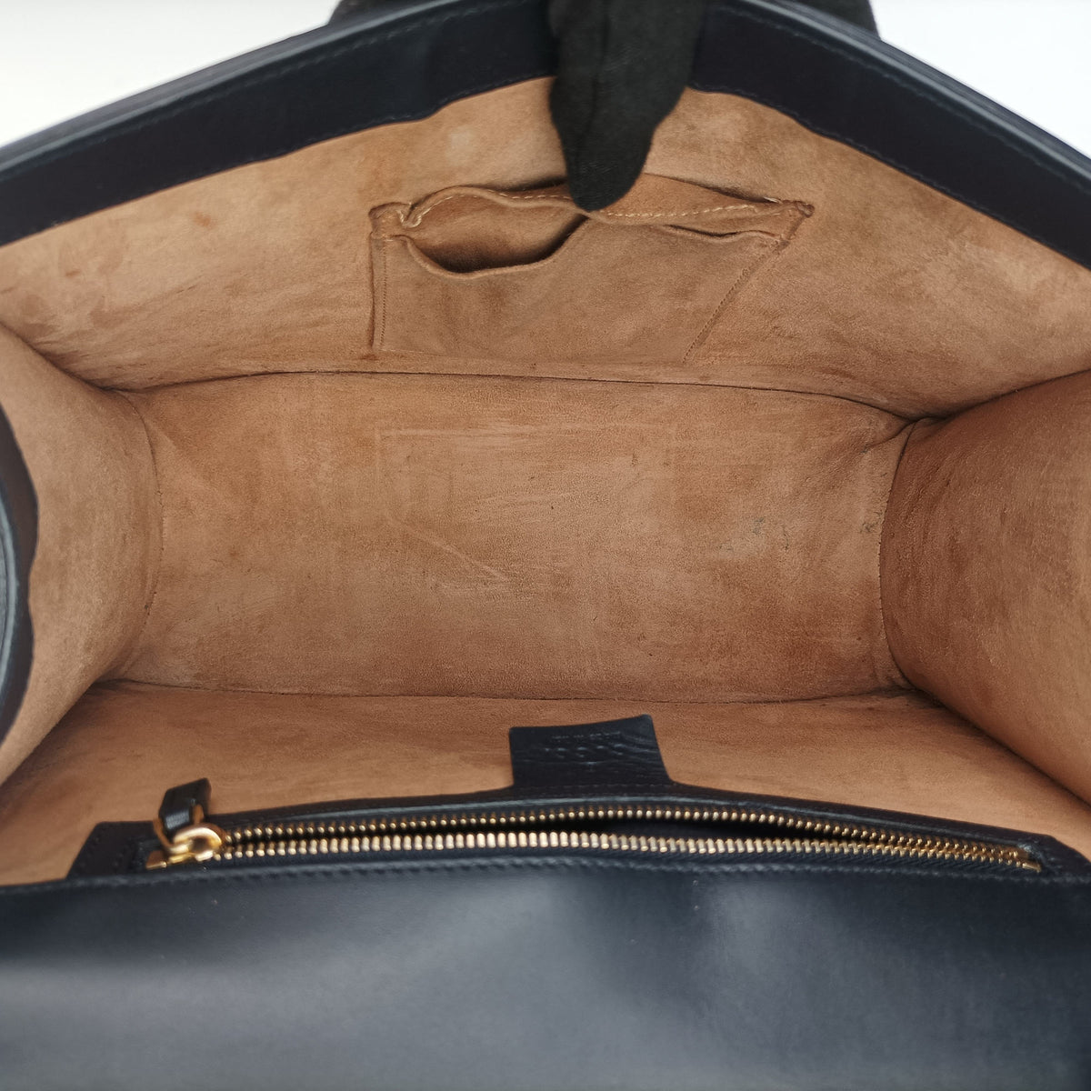 Pre-owned Gucci Sylvie Black Leather 431665 shoulderbag | stylenewstar