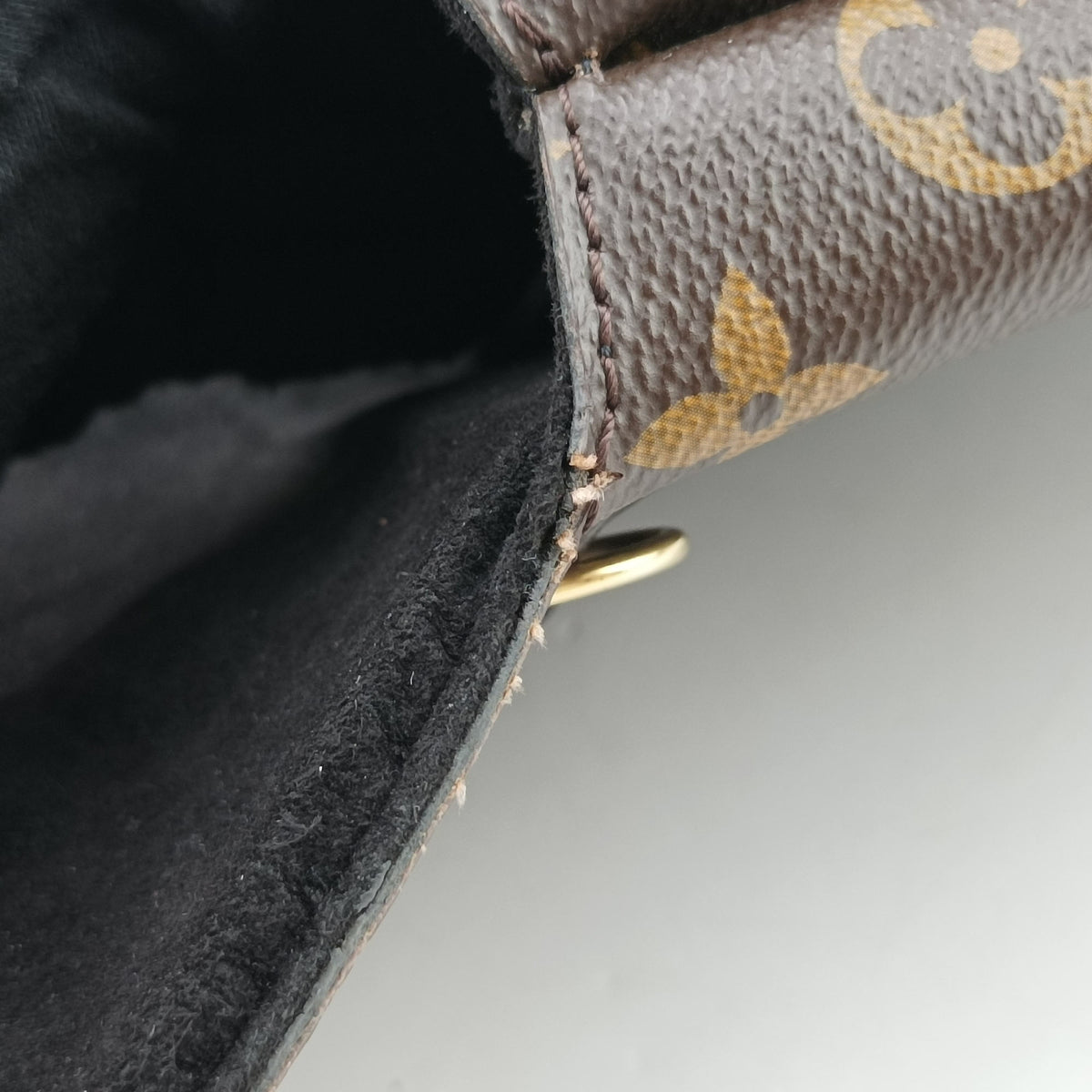 Secondhand Louis Vuitton MARIGNAN brown×black Monogram Canvas×calf leather M44259 shoulderbag | stylenewstar