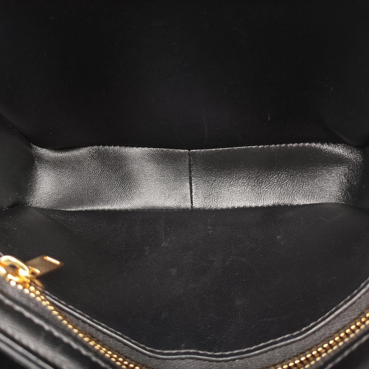 Secondhand Celine Teen Triomphe Black Leather  shoulderbag | stylenewstar