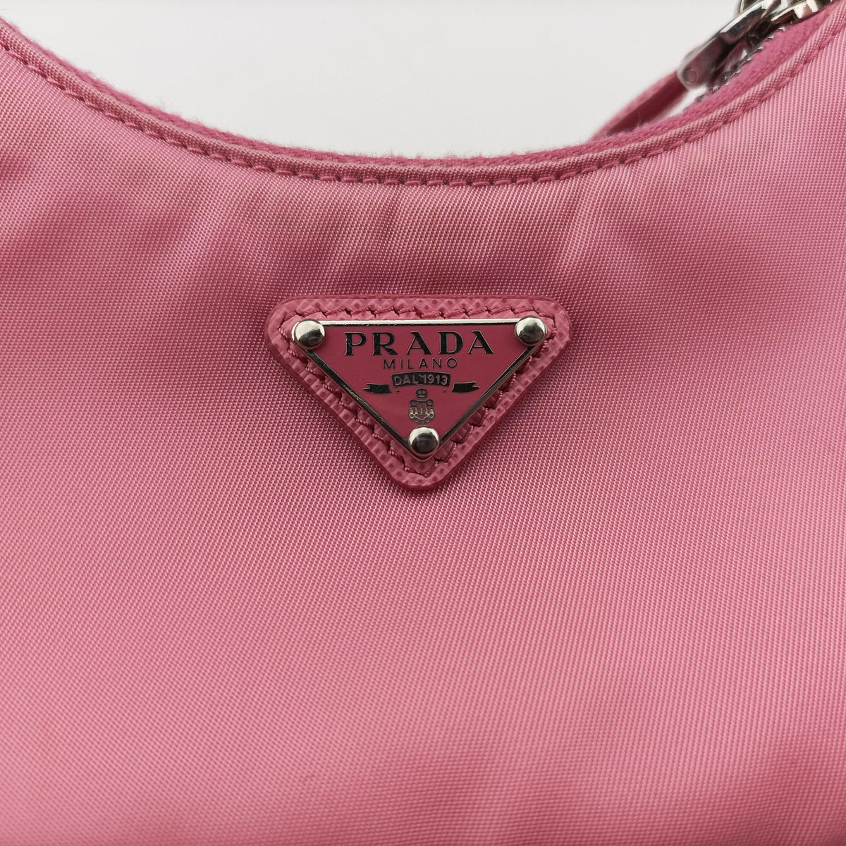 Secondhand Prada Re-Edition 2005 Nylon Mini Pink nylon 1TT122 shoulderbag | stylenewstar