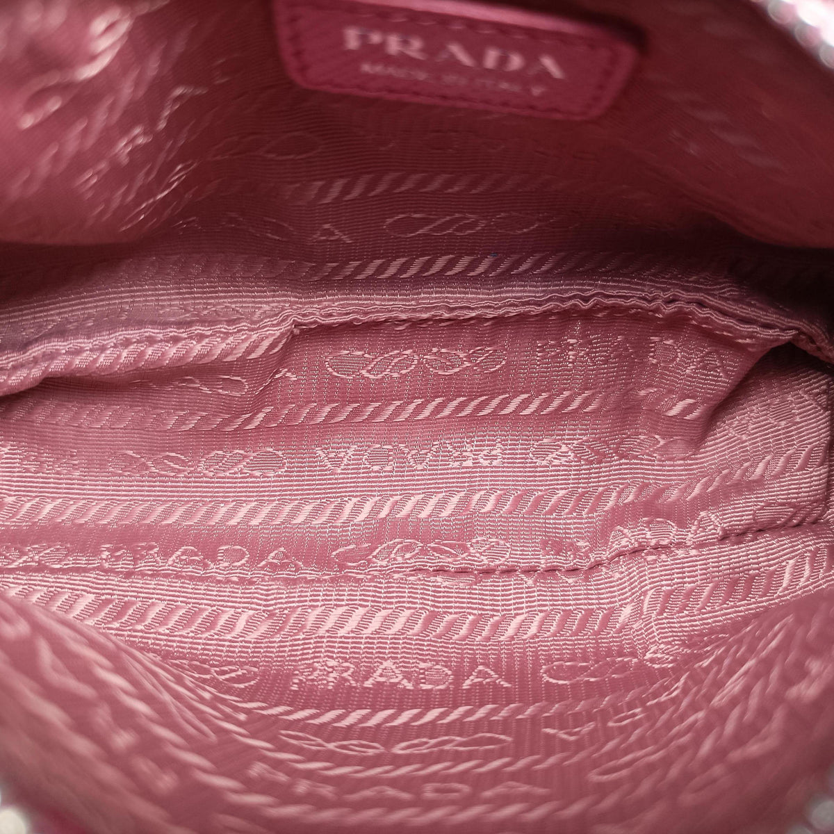 Secondhand Prada Re-Edition 2005 Nylon Mini Pink nylon 1TT122 shoulderbag | stylenewstar