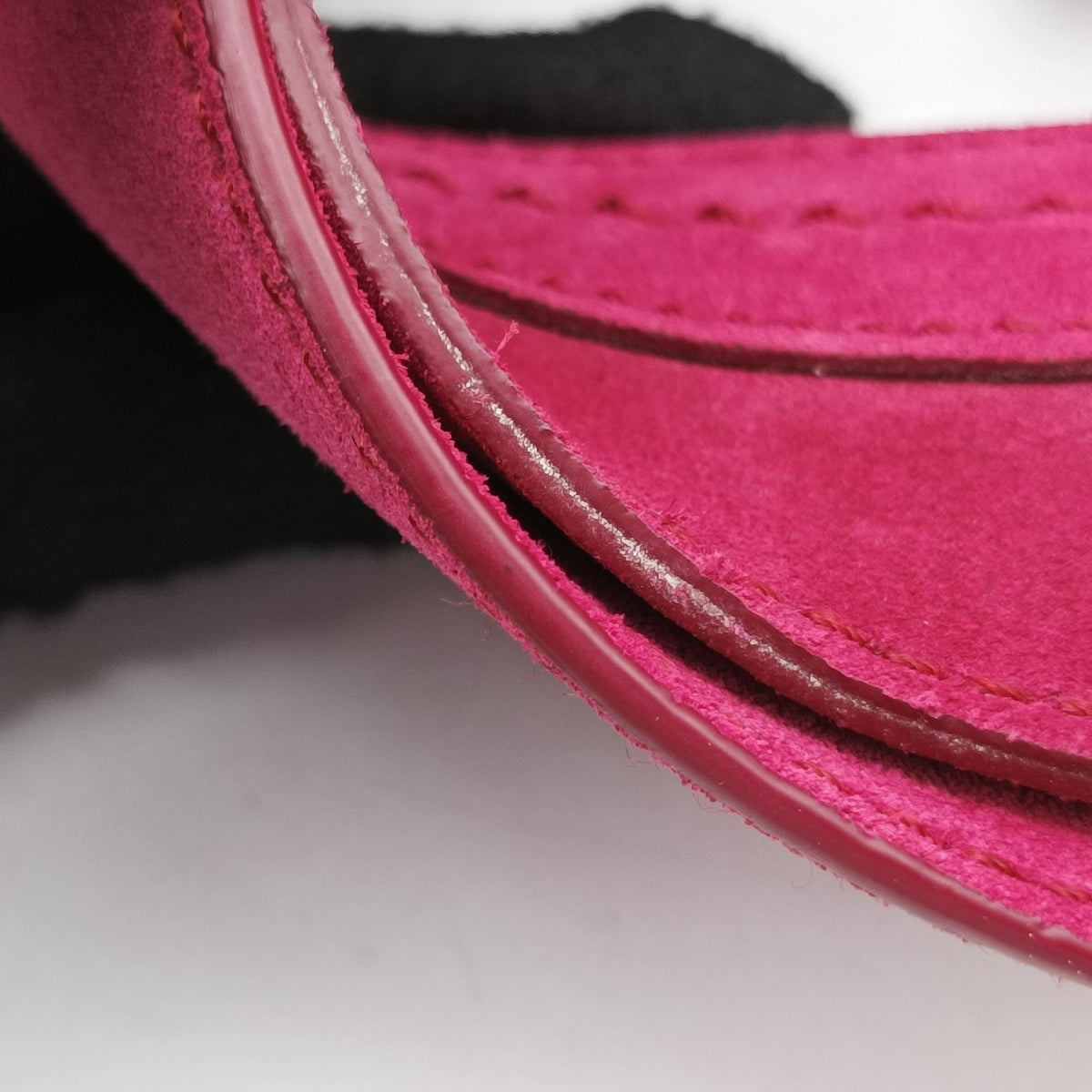 Pre-owned TODS Wave Rose Suede  shoulderbag | stylenewstar