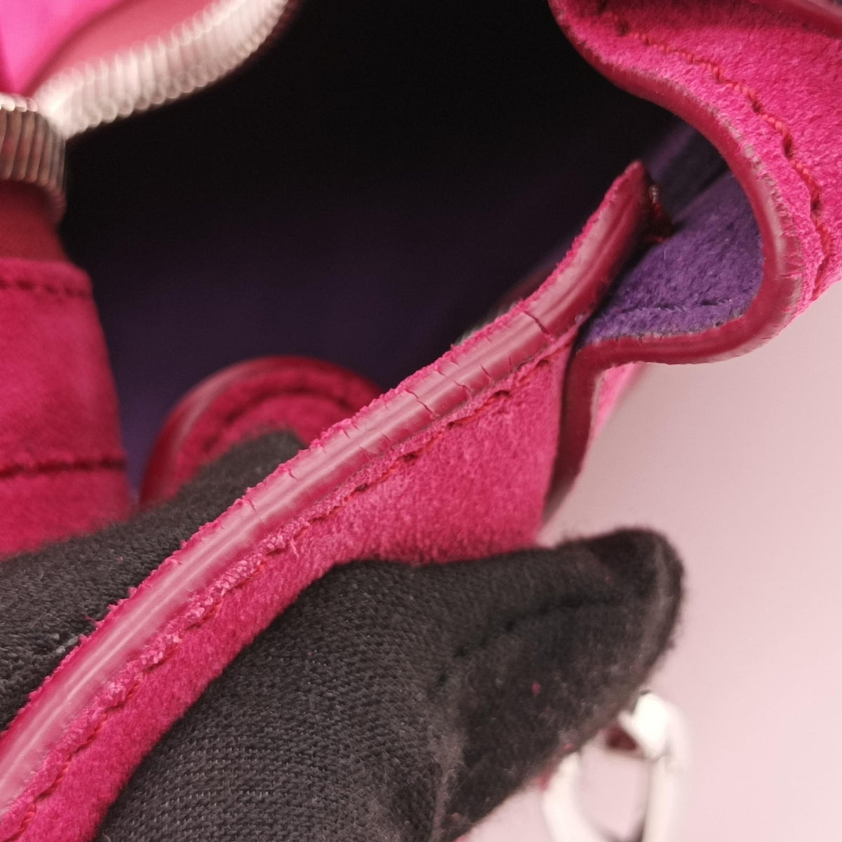 Pre-owned TODS Wave Rose Suede  shoulderbag | stylenewstar
