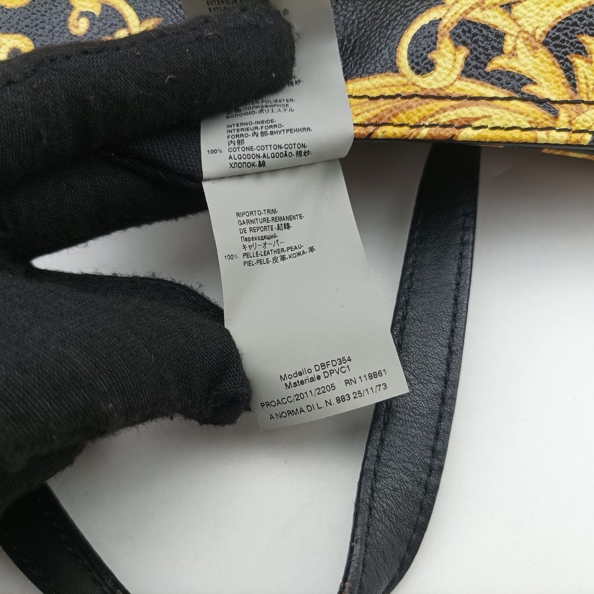 Pre-owned VERSACE Barocco Print Black×Yellow Leather  shoulderbag | stylenewstar