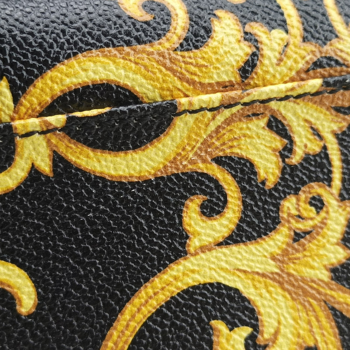 Pre-owned VERSACE Barocco Print Black×Yellow Leather  shoulderbag | stylenewstar
