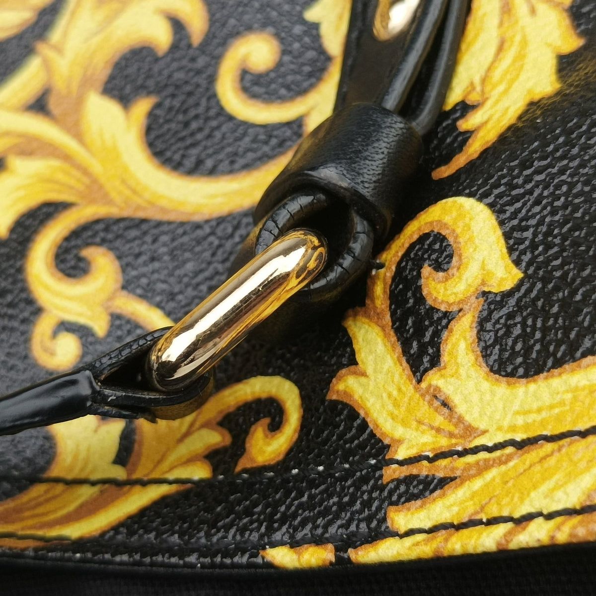 Pre-owned VERSACE Barocco Print Black×Yellow Leather  shoulderbag | stylenewstar