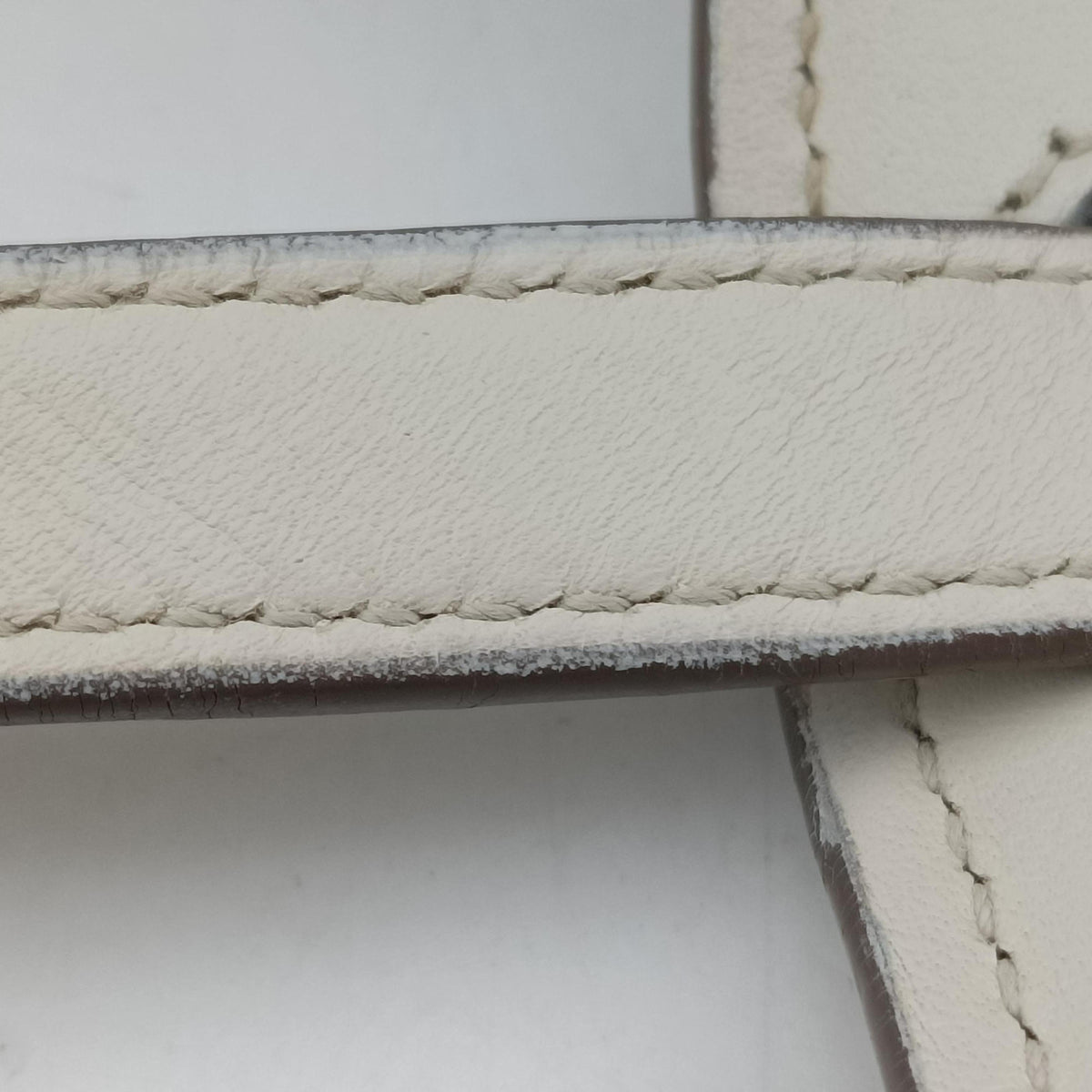 Secondhand Yves Saint Laurent KAIA White Leather 634818 shoulderbag | stylenewstar