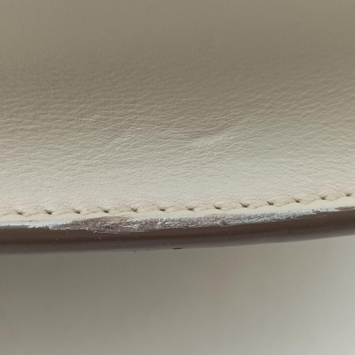 Secondhand Yves Saint Laurent KAIA White Leather 634818 shoulderbag | stylenewstar