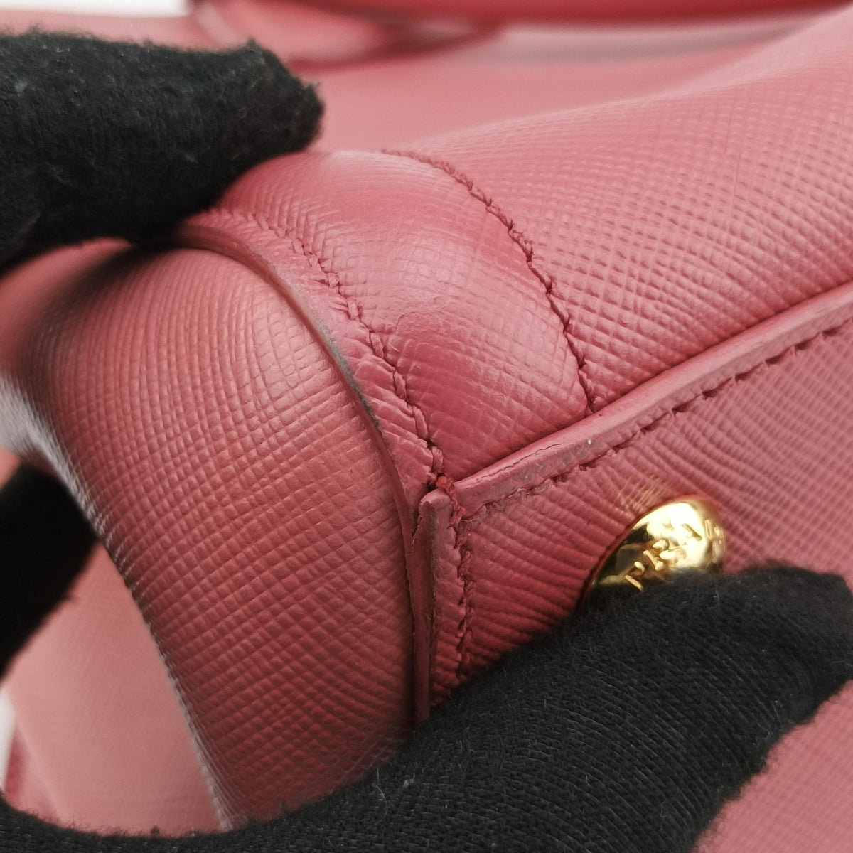 Vintage Prada Galleria Pink SAFFIANO Leather BN1844 shoulderbag | stylenewstar