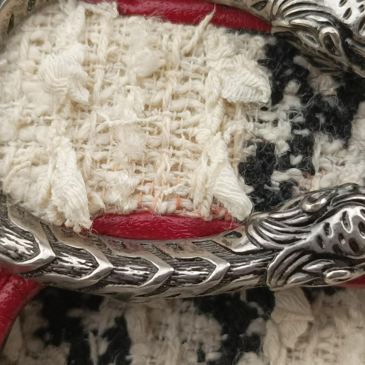 Secondhand Gucci Dionysus Ivory × Red × Black Tweed×Leather 401231 shoulderbag | stylenewstar