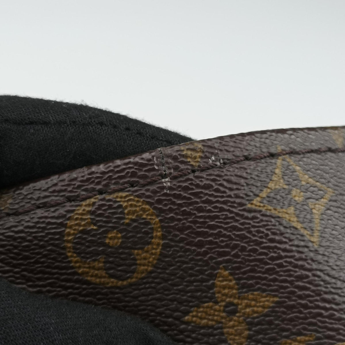 Pre-owned Louis Vuitton ARTSY MM Brown Monogram Canvas M40249 handbag | stylenewstar