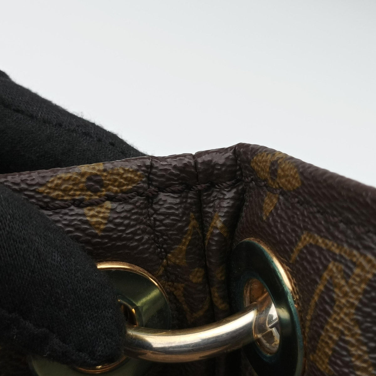Pre-owned Louis Vuitton ARTSY MM Brown Monogram Canvas M40249 handbag | stylenewstar