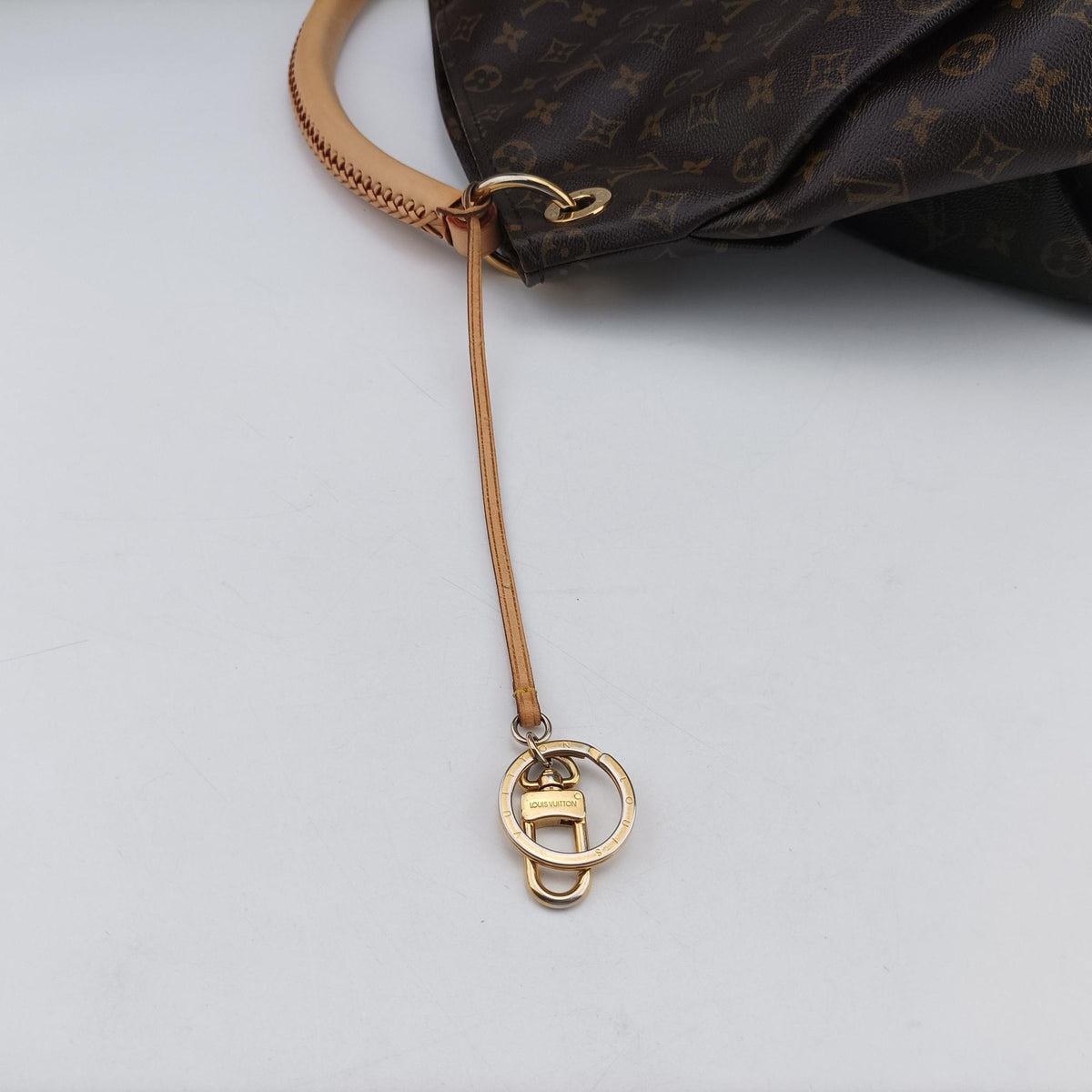 Pre-owned Louis Vuitton ARTSY MM Brown Monogram Canvas M40249 handbag | stylenewstar