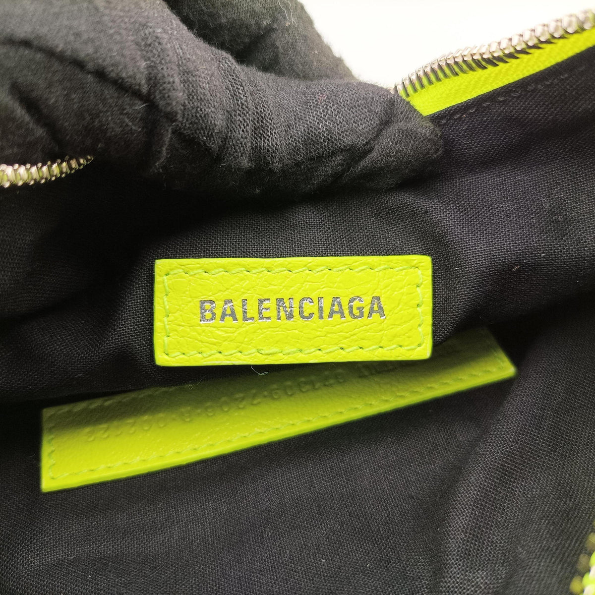 Pre-owned Balenciaga Le Cagole GreenYellow lambskin  shoulderbag | stylenewstar